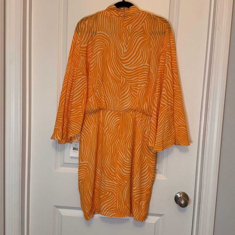 Bailey 44 Vibrant Orange Bat Wing dress - Picture 4 of 4